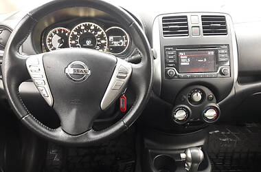 Седан Nissan Versa 2013 в Дніпрі