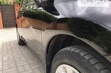 Хэтчбек Nissan Versa 2016 в Сумах