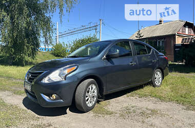 Nissan Versa 2016