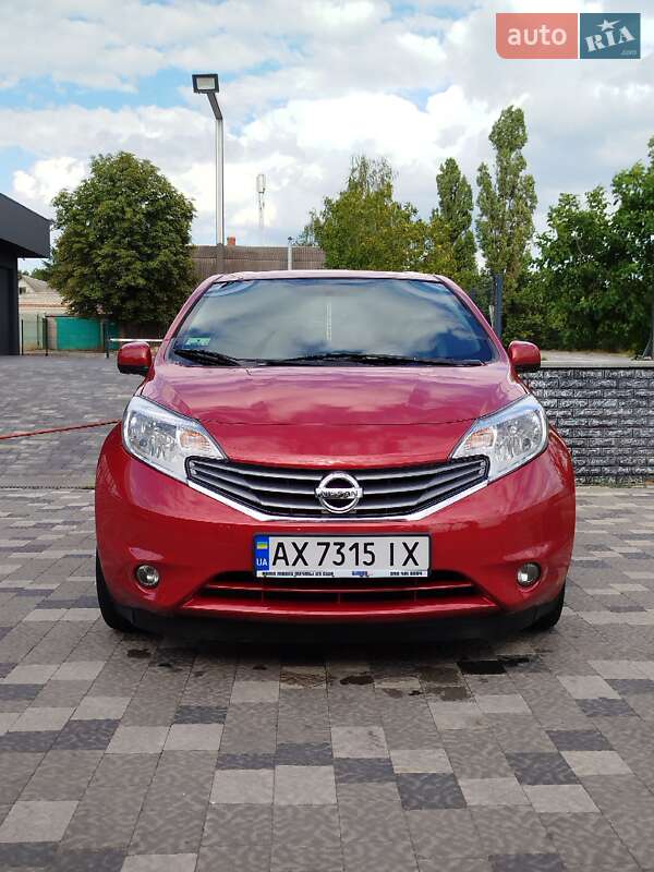 Седан Nissan Versa 2014 в Харькове