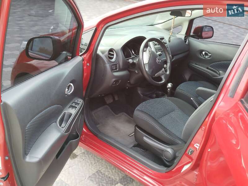 Седан Nissan Versa 2014 в Харькове