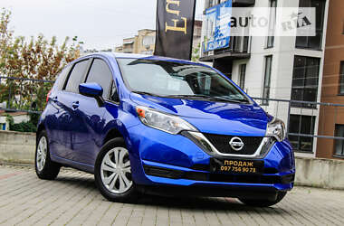 Седан Nissan Versa 2017 в Львове