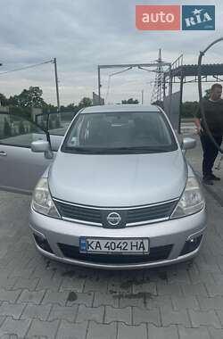 Хэтчбек Nissan Versa 2008 в Бородянке