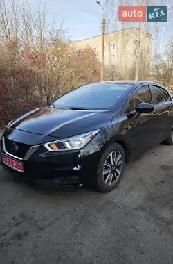 Nissan Versa 2021