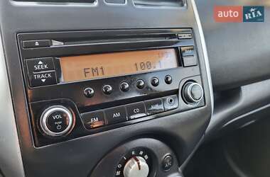 Седан Nissan Versa 2014 в 