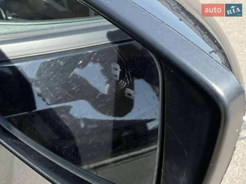 Седан Nissan Versa 2019 в Києві