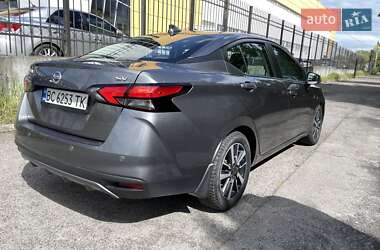 Седан Nissan Versa 2020 в 