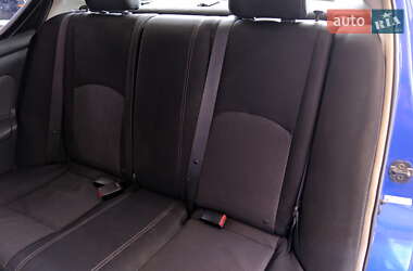 Седан Nissan Versa 2016 в 