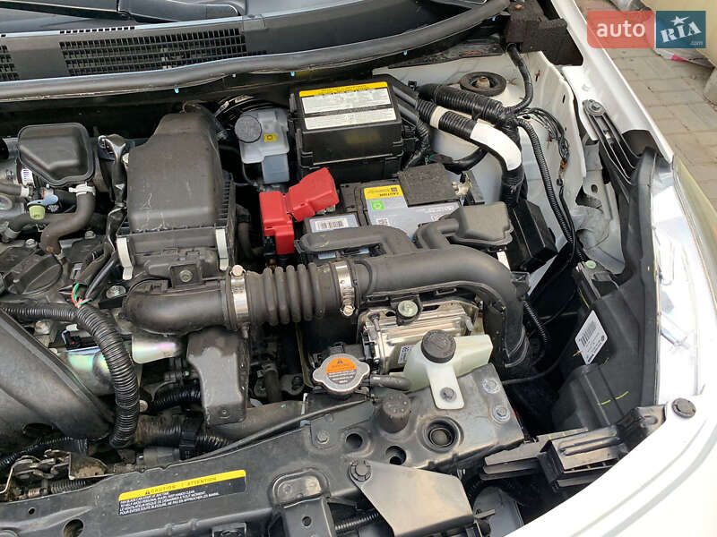 Седан Nissan Versa 2016 в Одесі