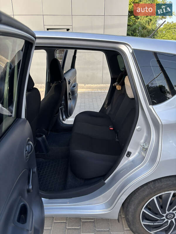 Седан Nissan Versa 2016 в Дніпрі фото 12 Седан Nissan Versa 2016 в Дніпрі