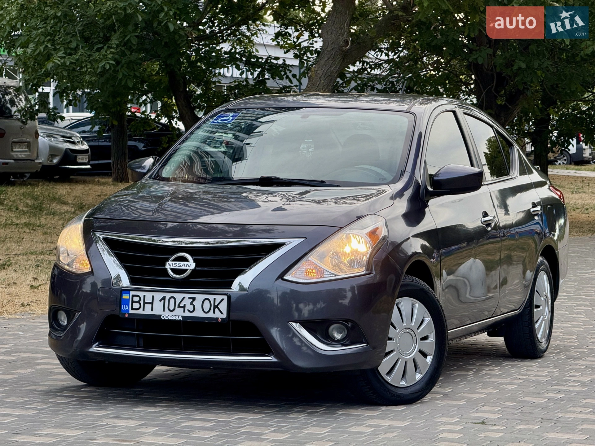 2014 Nissan Versa - мініатюра 16