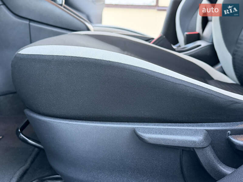 Седан Nissan Versa 2020 в Дрогобыче фото 44 Седан Nissan Versa 2020 в Дрогобыче