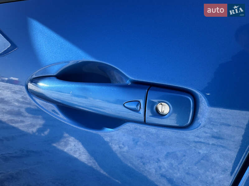 Седан Nissan Versa 2019 в Києві