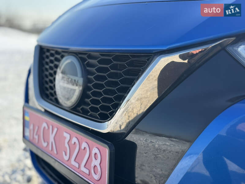 Седан Nissan Versa 2019 в Києві