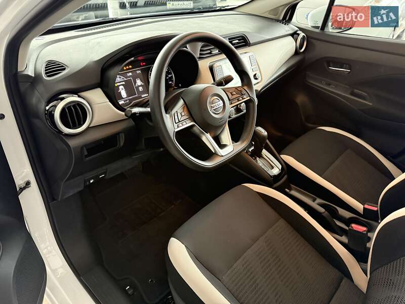 Седан Nissan Versa 2022 в Одессе