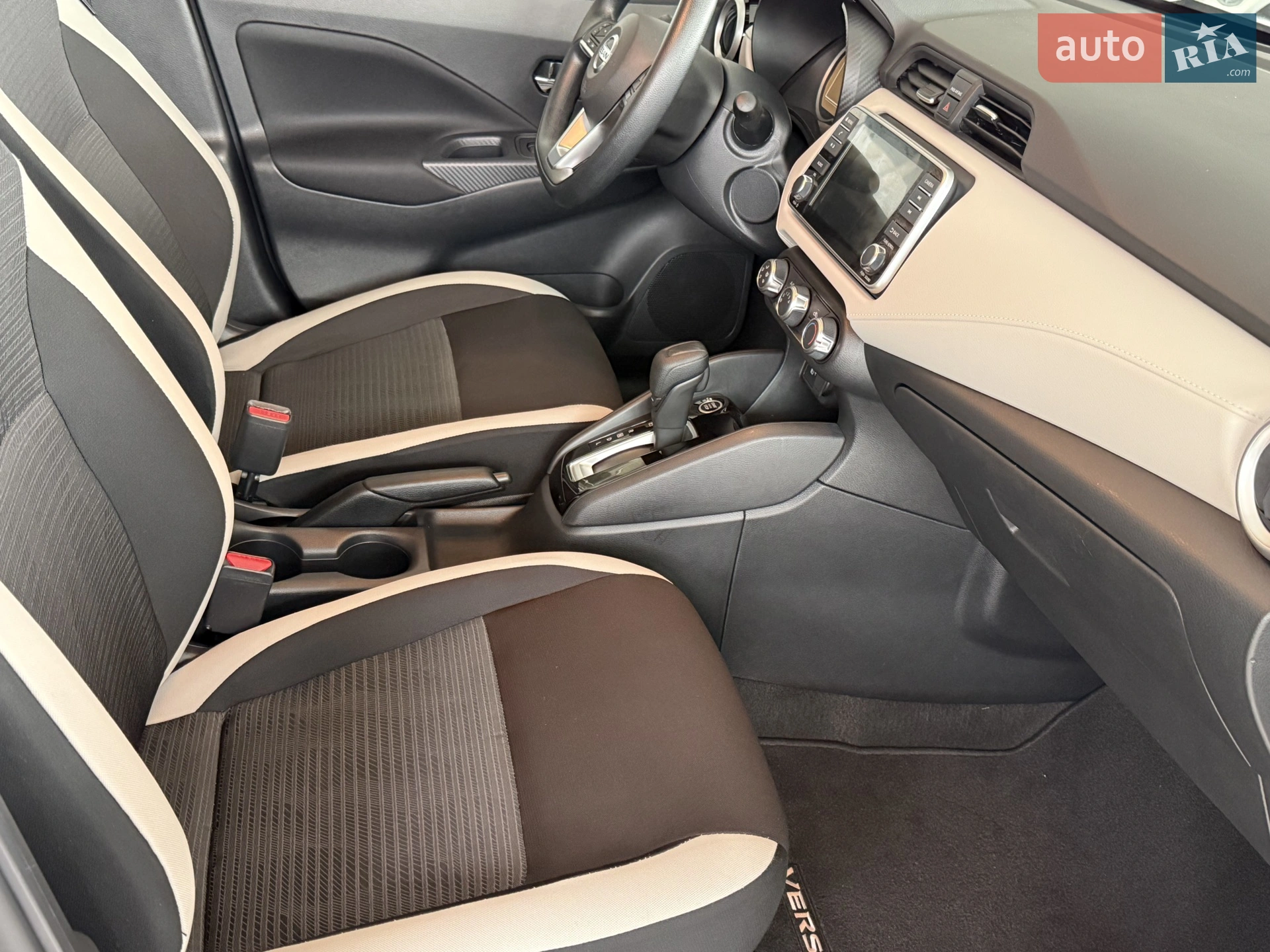 2022 Nissan Versa - мініатюра 25