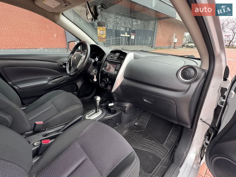 Седан Nissan Versa 2018 в Одесі фото 34 Седан Nissan Versa 2018 в Одесі