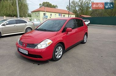 Седан Nissan Versa 2012 в Измаиле