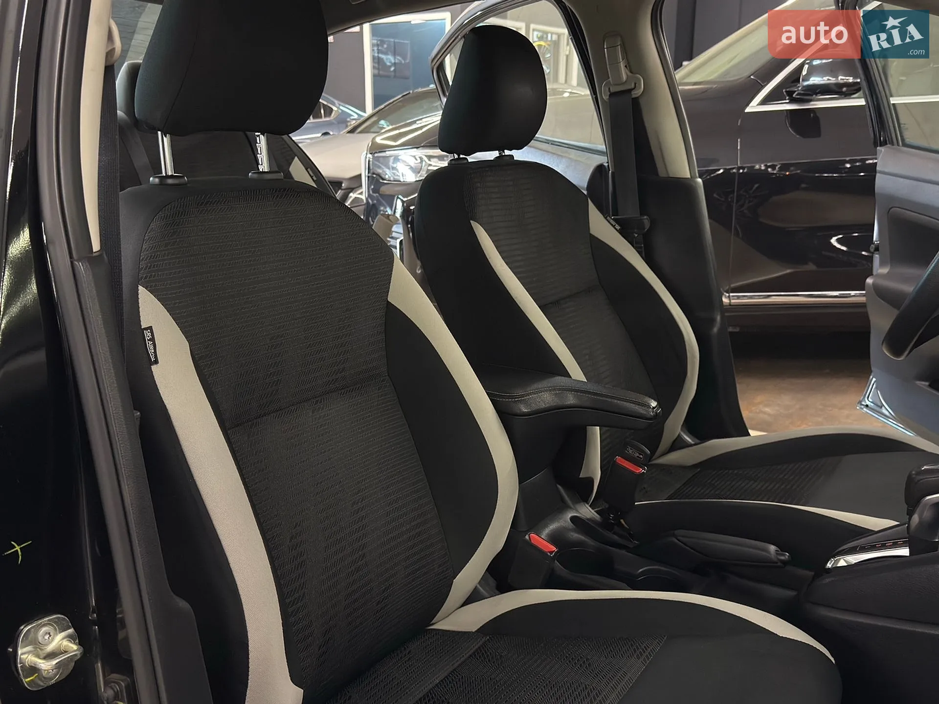 2021 Nissan Versa - мініатюра 18