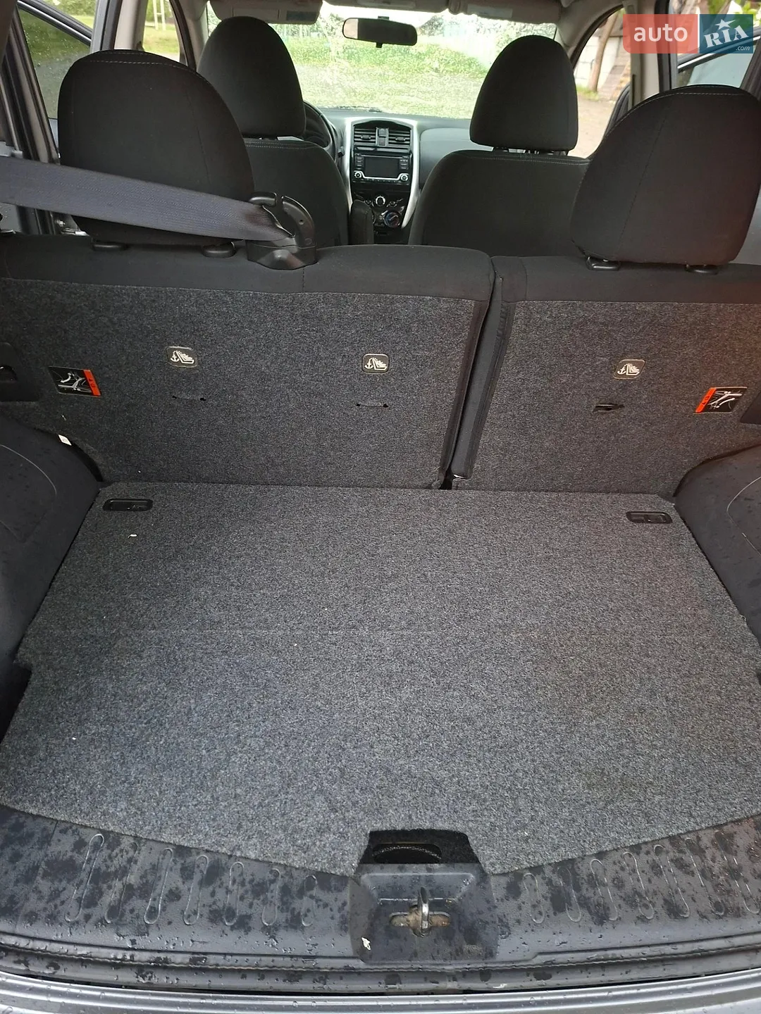 2017 Nissan Versa - мініатюра 21