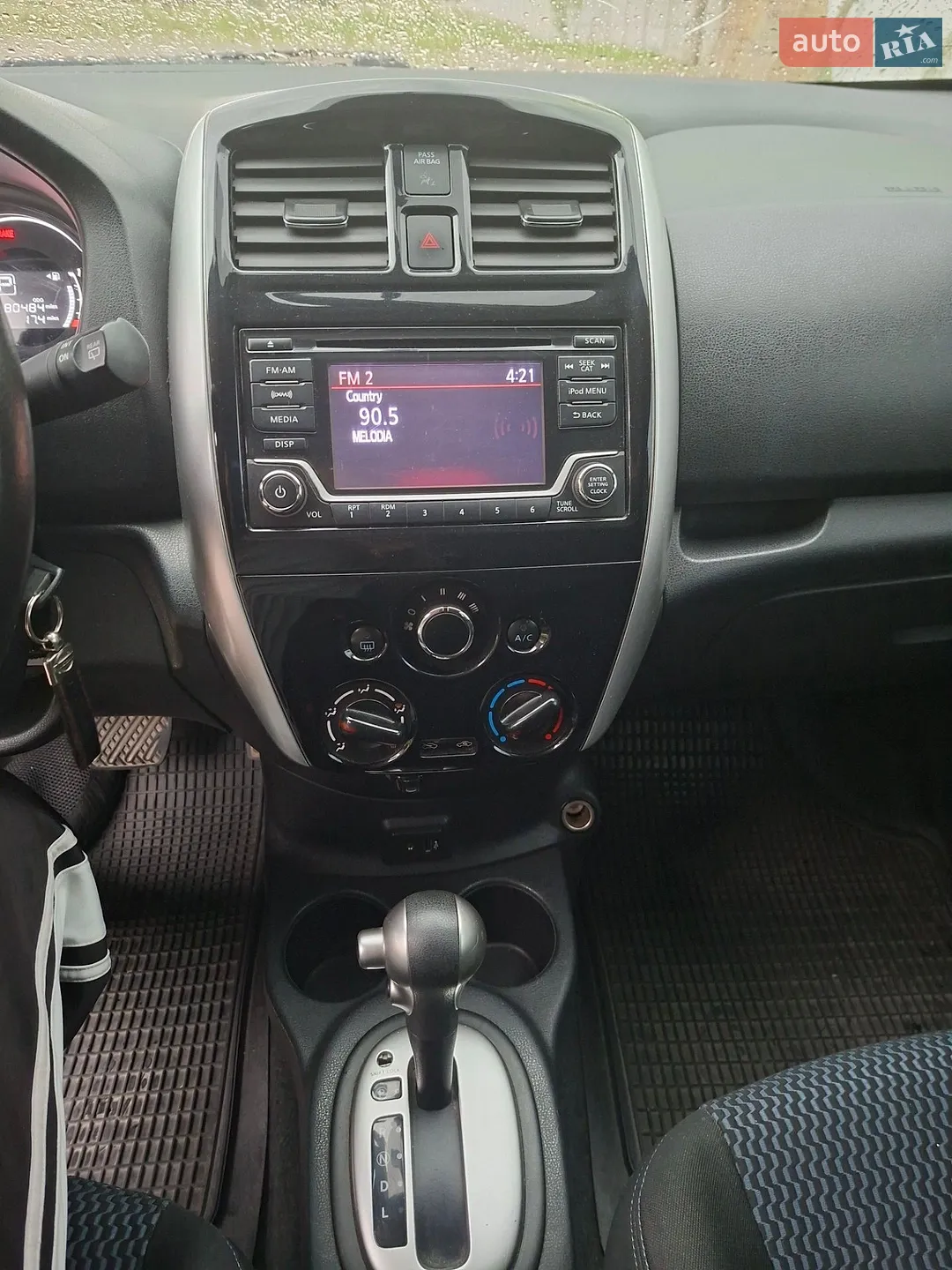 2017 Nissan Versa - мініатюра 27