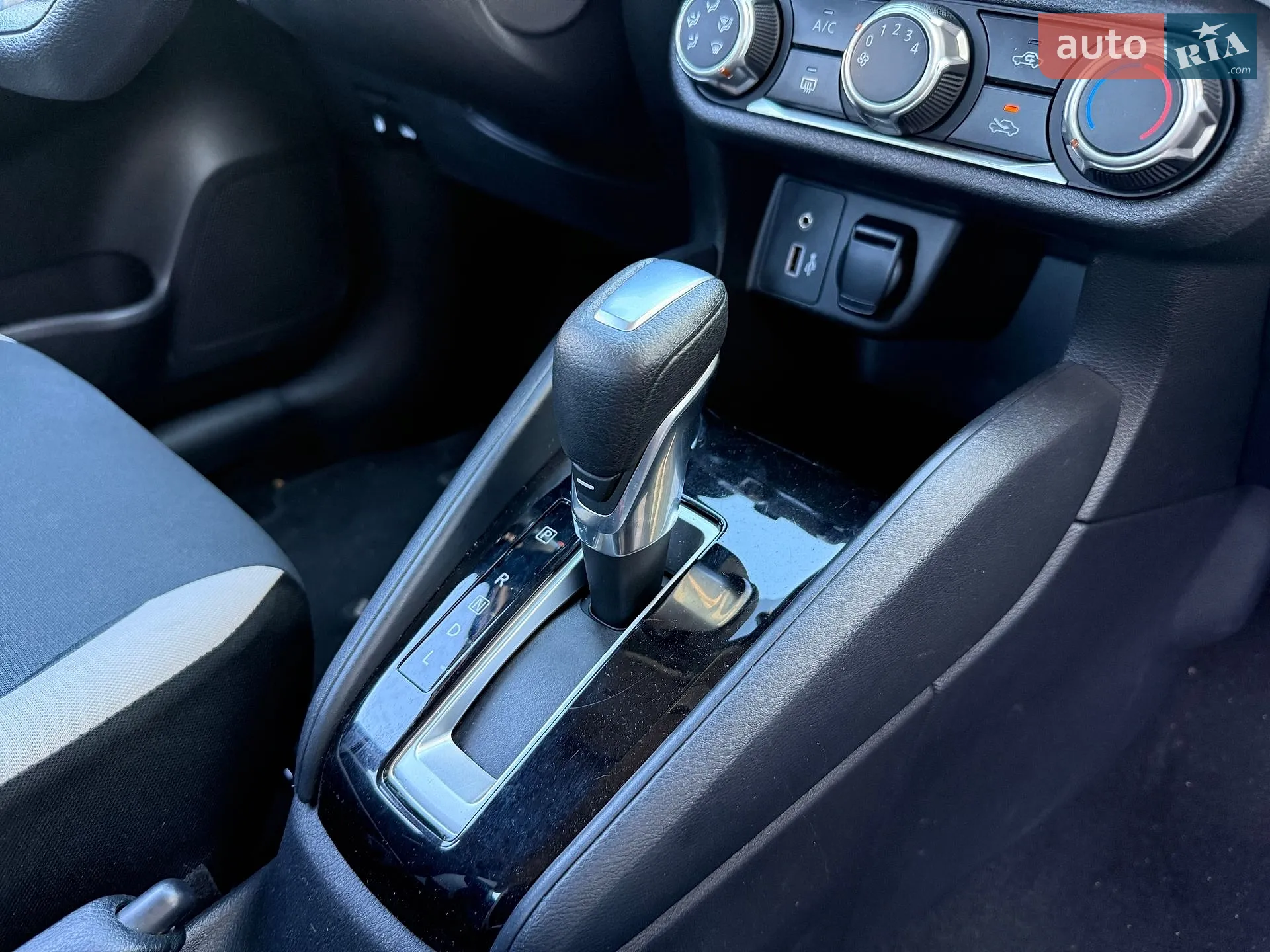 2020 Nissan Versa - мініатюра 28