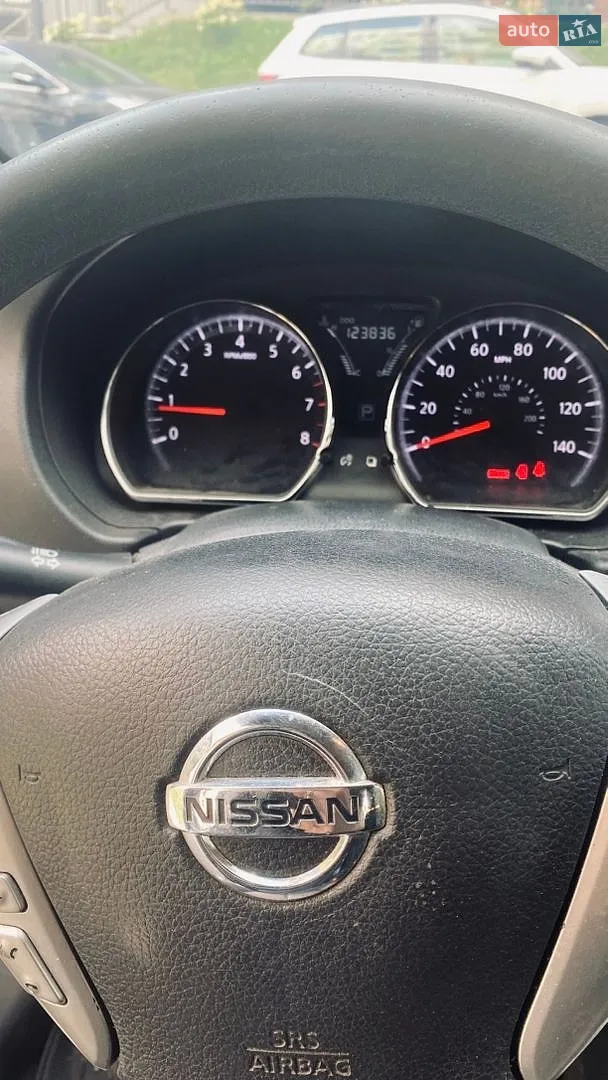 2016 Nissan Versa - мініатюра 11
