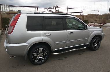 Внедорожник / Кроссовер Nissan X-Trail 2005 в Южноукраинске