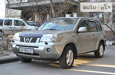 Внедорожник / Кроссовер Nissan X-Trail 2005 в Киеве