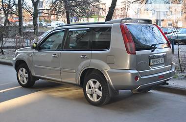 Внедорожник / Кроссовер Nissan X-Trail 2005 в Киеве