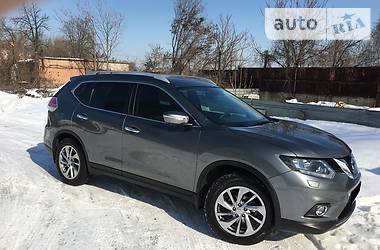 Позашляховик / Кросовер Nissan X-Trail 2016 в Дніпрі