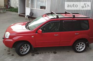 Внедорожник / Кроссовер Nissan X-Trail 2005 в Киеве