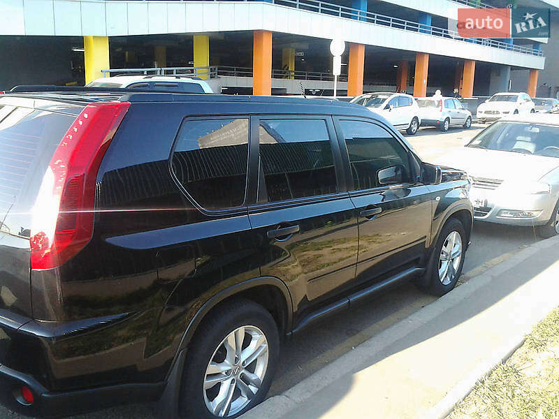 Позашляховик / Кросовер Nissan X-Trail 2010 в Києві фото 4 Позашляховик / Кросовер Nissan X-Trail 2010 в Києві