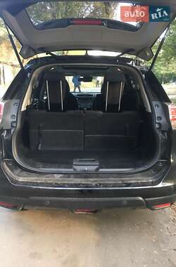 Внедорожник / Кроссовер Nissan X-Trail 2015 в Полтаве