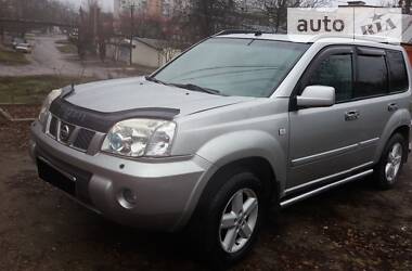 Позашляховик / Кросовер Nissan X-Trail 2004 в Харкові