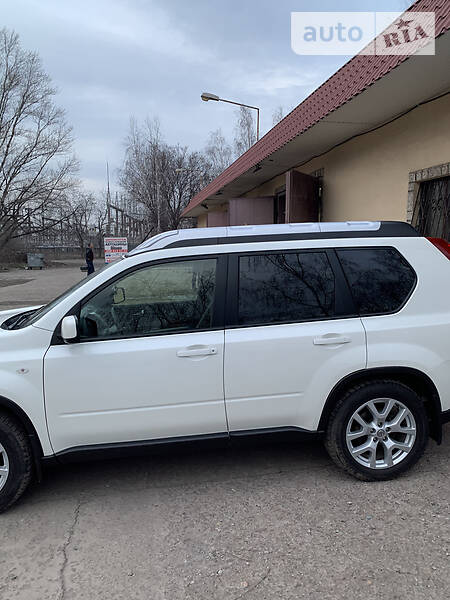 Позашляховик / Кросовер Nissan X-Trail 2012 в Кривому Розі