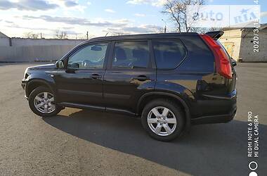 Позашляховик / Кросовер Nissan X-Trail 2008 в 