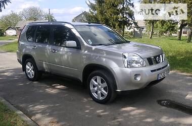 Позашляховик / Кросовер Nissan X-Trail 2010 в 