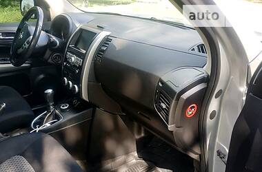 Позашляховик / Кросовер Nissan X-Trail 2010 в 