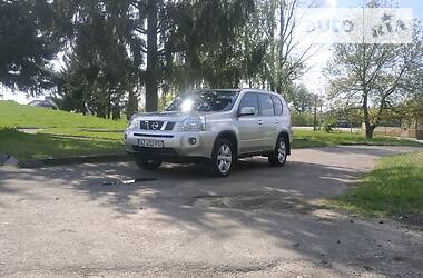 Позашляховик / Кросовер Nissan X-Trail 2010 в 