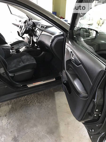 Позашляховик / Кросовер Nissan X-Trail 2014 в Городищеві