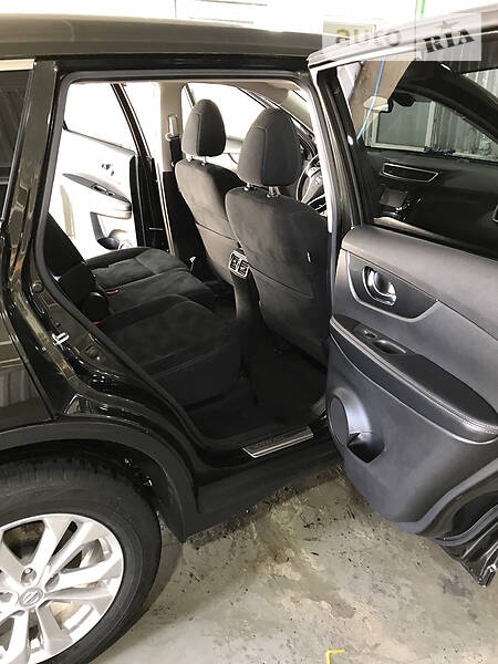 Позашляховик / Кросовер Nissan X-Trail 2014 в Городищеві