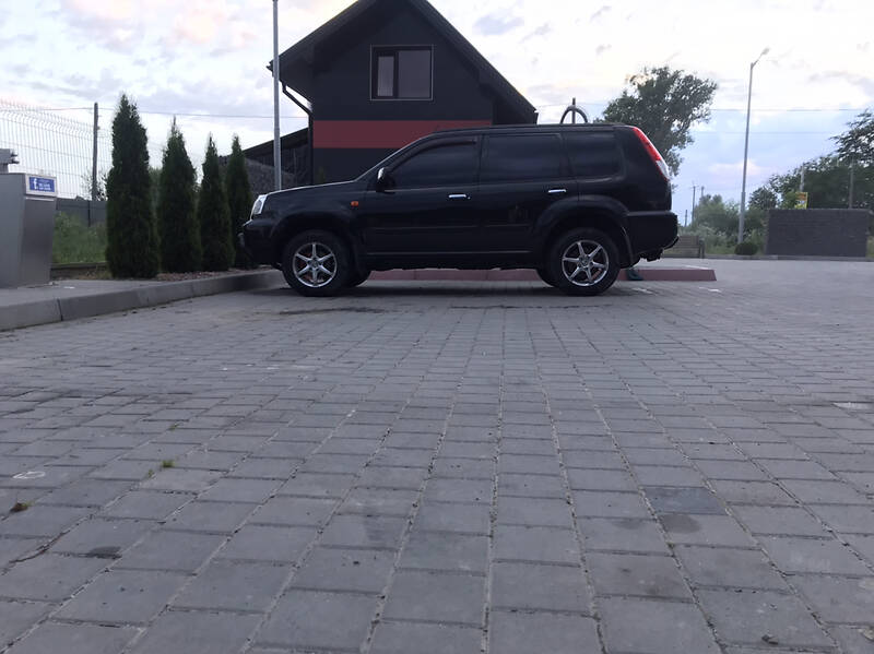 Позашляховик / Кросовер Nissan X-Trail 2002 в Кам'янець-Подільському