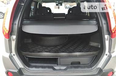 Позашляховик / Кросовер Nissan X-Trail 2012 в 