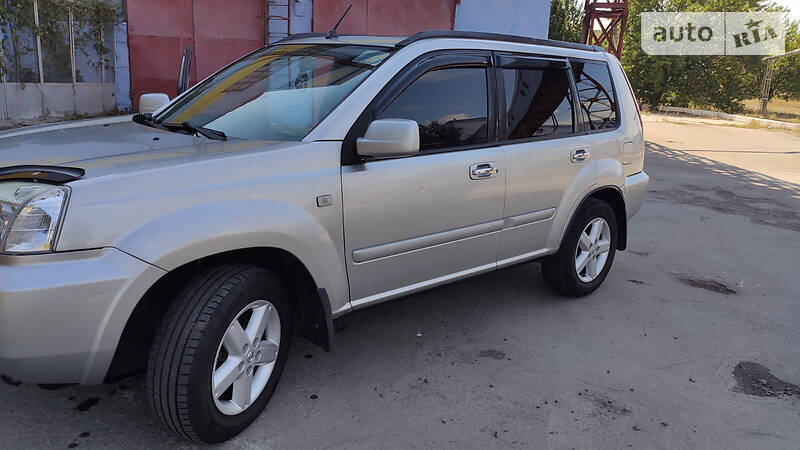 Внедорожник / Кроссовер Nissan X-Trail 2007 в Черкассах