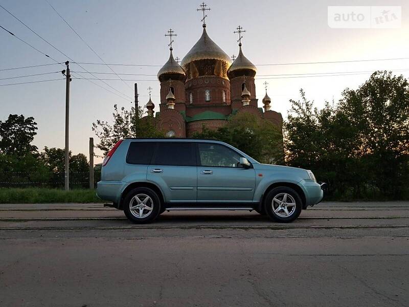 Nissan X-Trail T30