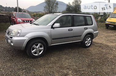 Внедорожник / Кроссовер Nissan X-Trail 2005 в Тячеве