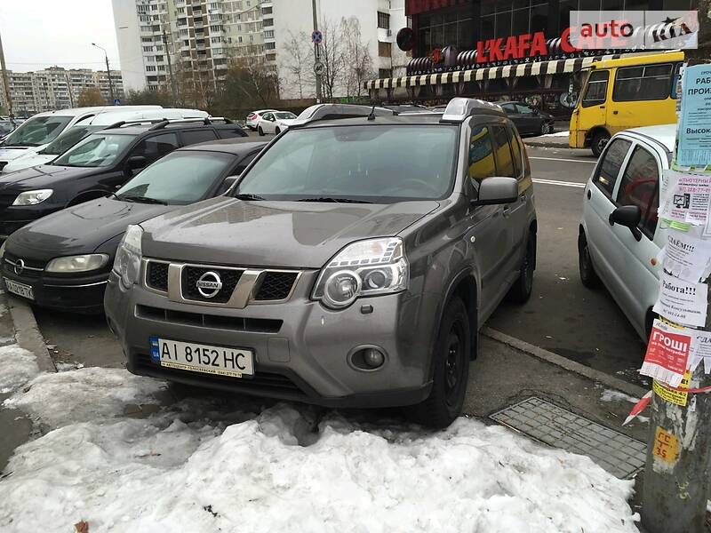 Универсал Nissan X-Trail 2012 в Киеве