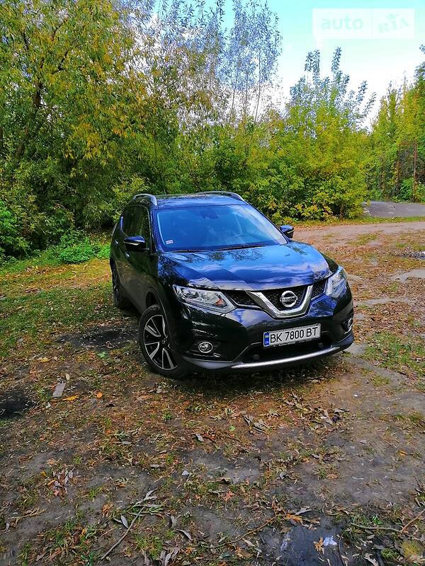 Внедорожник / Кроссовер Nissan X-Trail 2014 в Ровно
