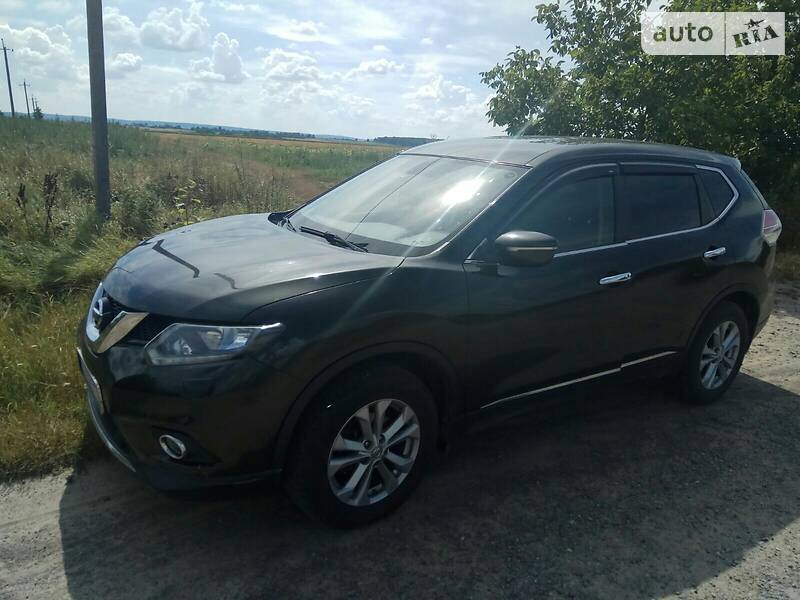 Внедорожник / Кроссовер Nissan X-Trail 2015 в Киеве